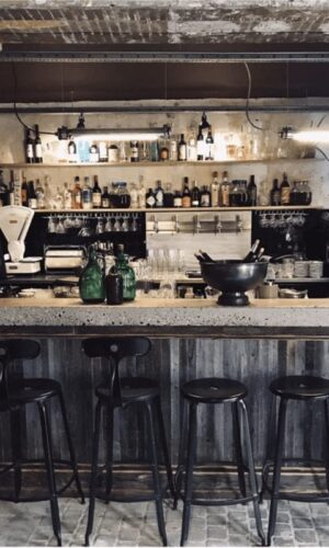 Comptoir du restaurant la Famille à Perpignan