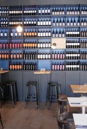 Black industrial metal Nicolle stool with a height of 75-cm. Nicolle stools and chairs at Classico Argentino in Bordeaux.