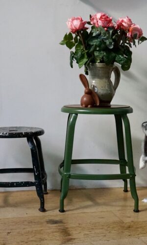 Chaises Nicolle et lapin de pâques