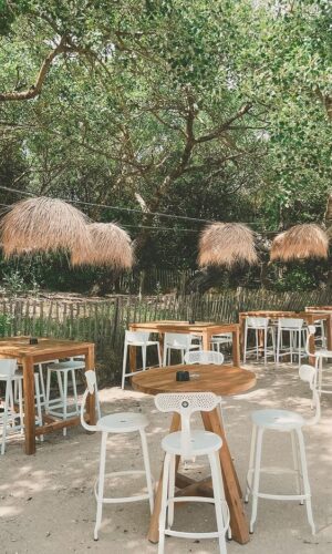 White Outdoor H65 Chairs By Paola Navone from Chaises Nicolle