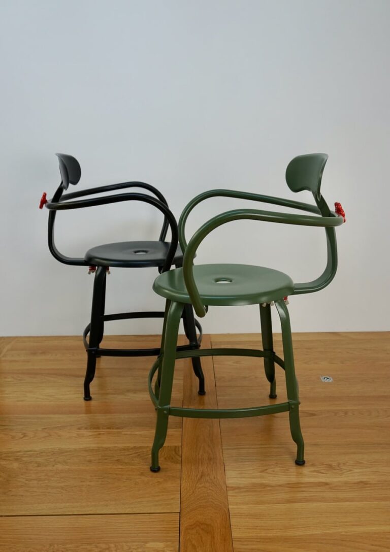 Fauteuil en métal H45 Chaises Nicolle by Paola Navone